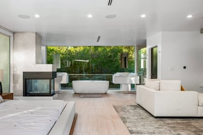Luxury Villa Photo #29