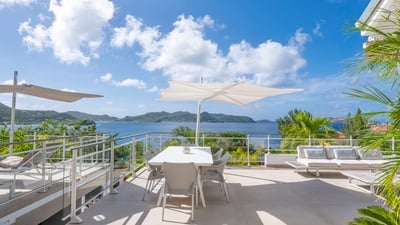 Luxury Villa Photo #18