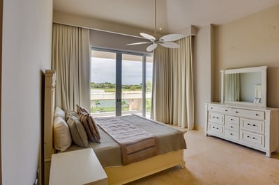Luxury Villa Photo #38