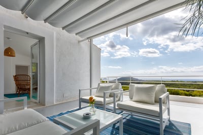 Luxury Villa Photo #42