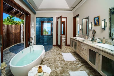 Luxury Villa Photo #19