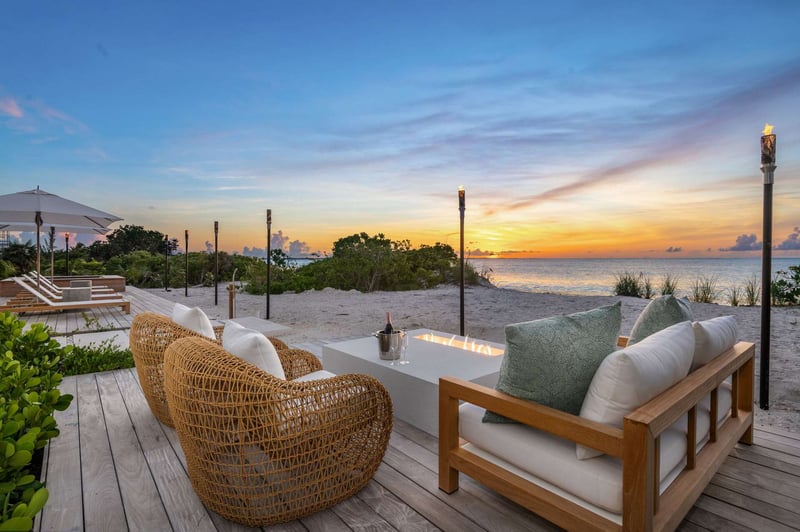 Beach Enclave Grace Bay 5 BDM Beachfront Villa