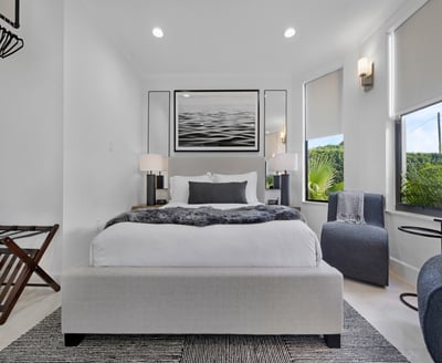 Luxury Villa Photo #40