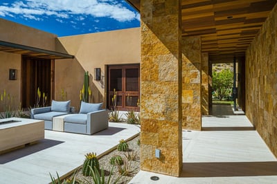 Luxury Villa Photo #23