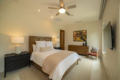 Luxury Villa Photo #47