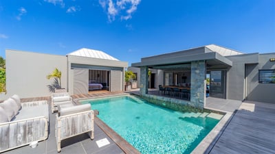 Luxury Villa Photo #9