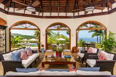 Luxury Villa Photo #16