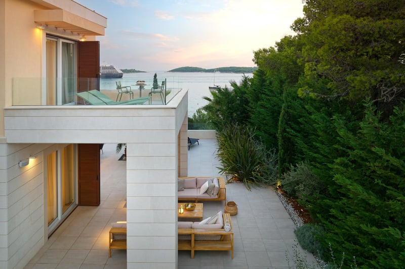 Eternal Hvar West