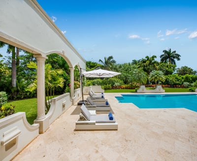 Luxury Villa Photo #5