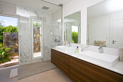 Luxury Villa Photo #28