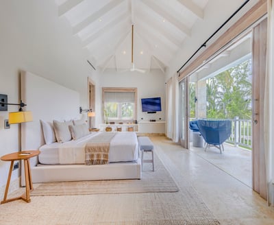 Luxury Villa Photo #40