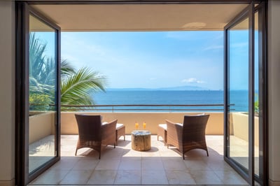 Luxury Villa Photo #30