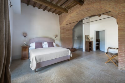 Luxury Villa Photo #17