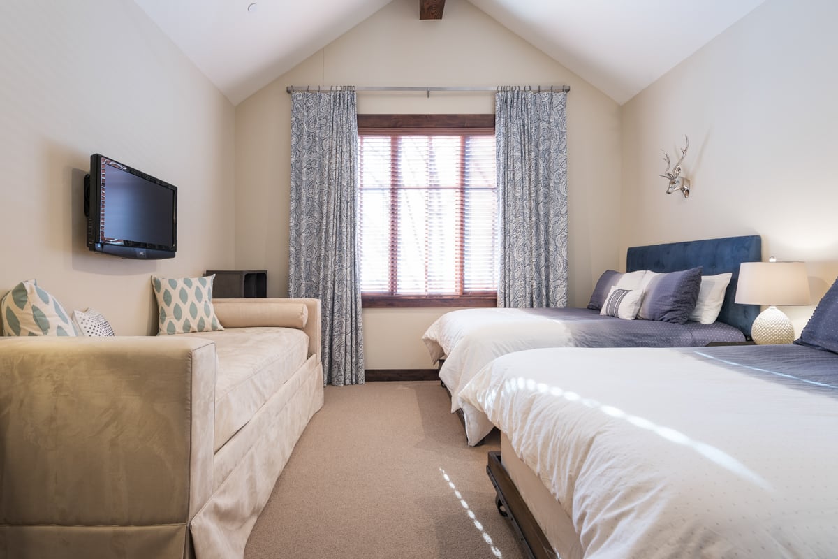 Silver Star 4 BDM Cottage with Spa