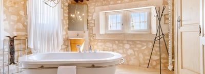 Luxury Villa Photo #26