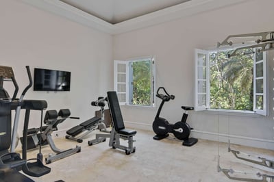 Luxury Villa Photo #19