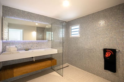 Luxury Villa Photo #22