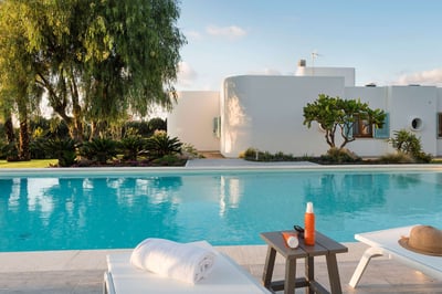 Luxury Villa Photo #12
