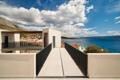 Luxury Villa Photo #13