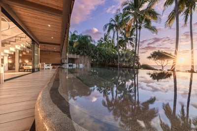 Luxury Villa Photo #5