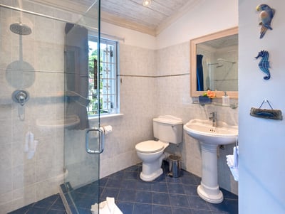 Luxury Villa Photo #12