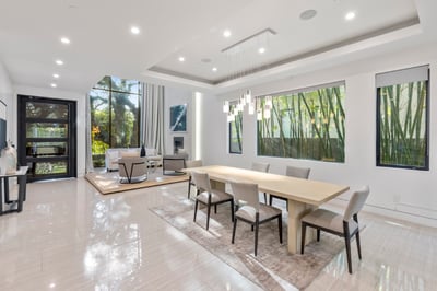 Luxury Villa Photo #13