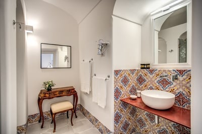 Luxury Villa Photo #27