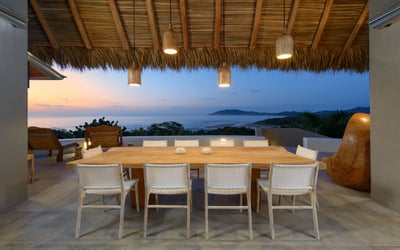 Luxury Villa Photo #10
