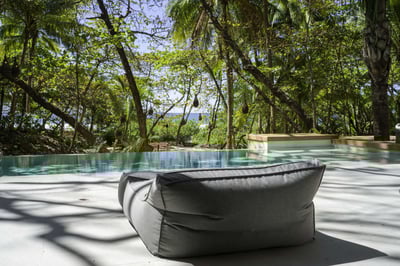 Luxury Villa Photo #8