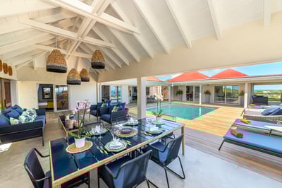 Luxury Villa Photo #9