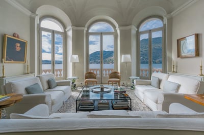 Luxury Villa Photo #17
