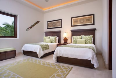 Luxury Villa Photo #33