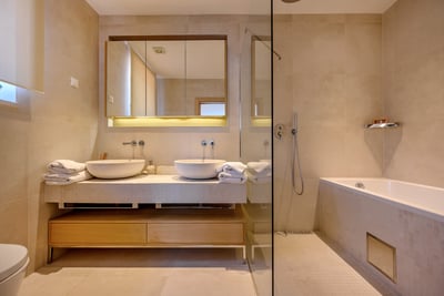 Luxury Villa Photo #35