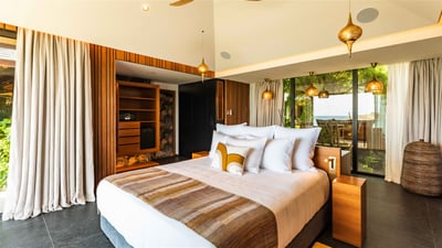 Luxury Villa Photo #42