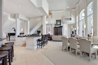 Luxury Villa Photo #18
