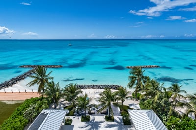 Luxury Villa Photo #42