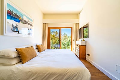Luxury Villa Photo #43