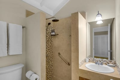 Luxury Villa Photo #27