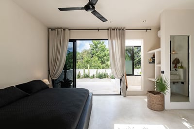 Luxury Villa Photo #54