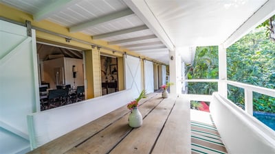 Outdoor Dining Area