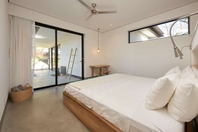 Luxury Villa Photo #16