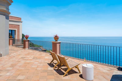 Luxury Villa Photo #54