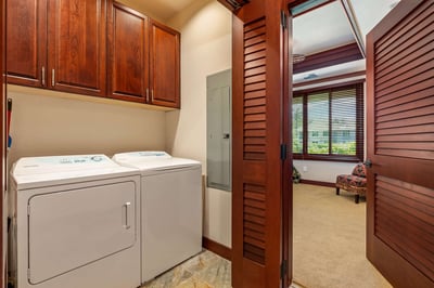 Luxury Villa Photo #32
