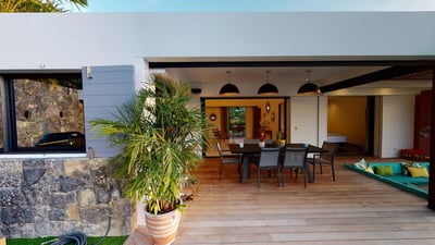 Luxury Villa Photo #12
