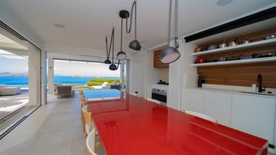 Luxury Villa Photo #37