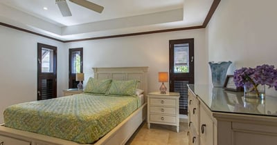 Luxury Villa Photo #11