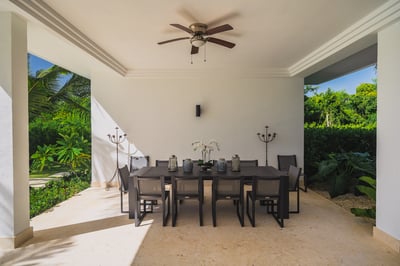 Luxury Villa Photo #19