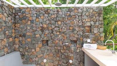 Luxury Villa Photo #40