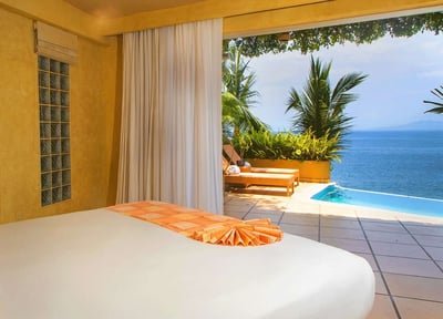 Luxury Villa Photo #13