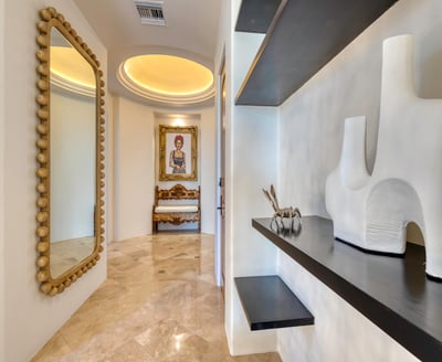 Luxury Villa Photo #42